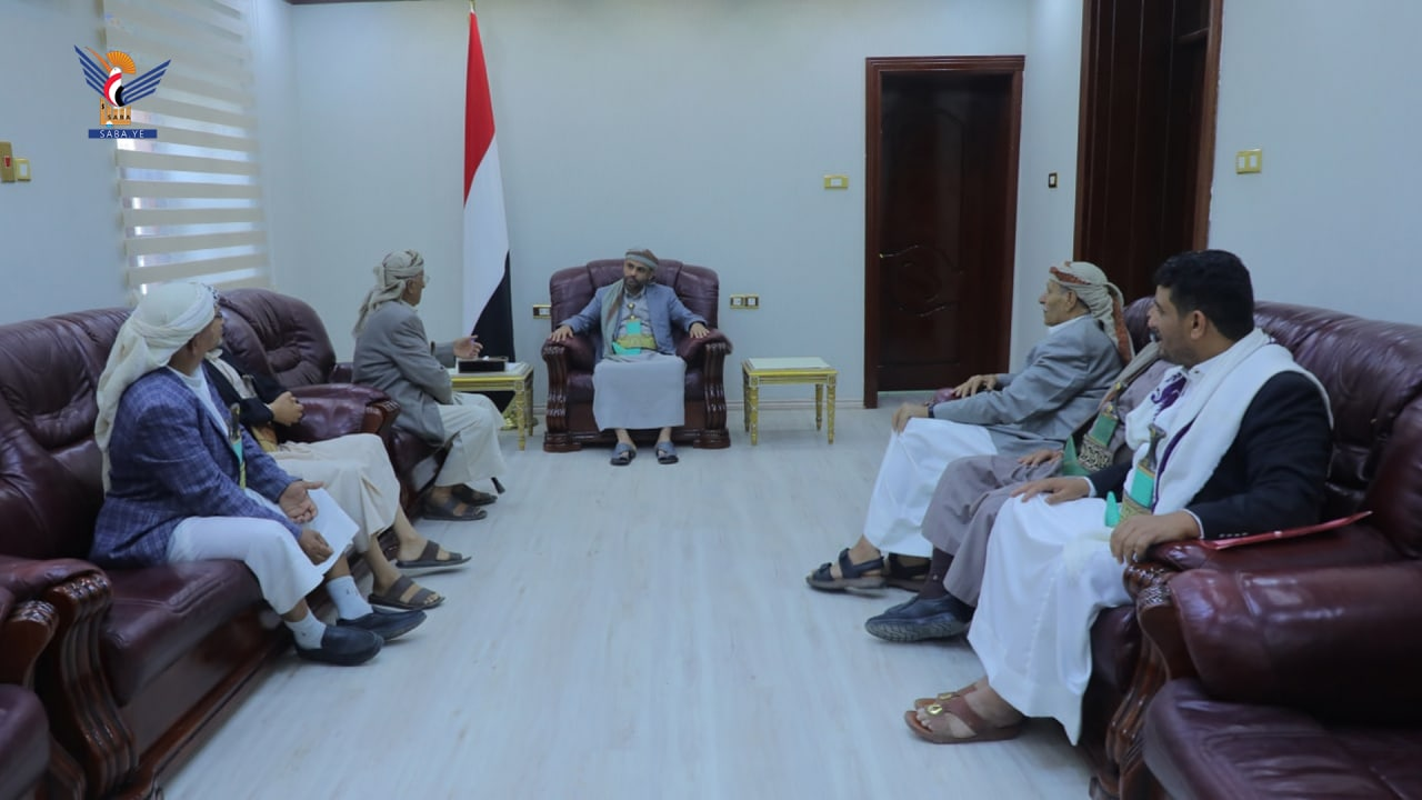 الرئيس المشاط يلتقي الشيخ علي جليدان وعددا من مشايخ قبيلة حاشد